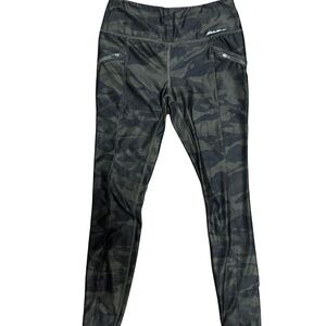 Eddie Bauer Camouflage Leggings Ankle Length Small Women’s
